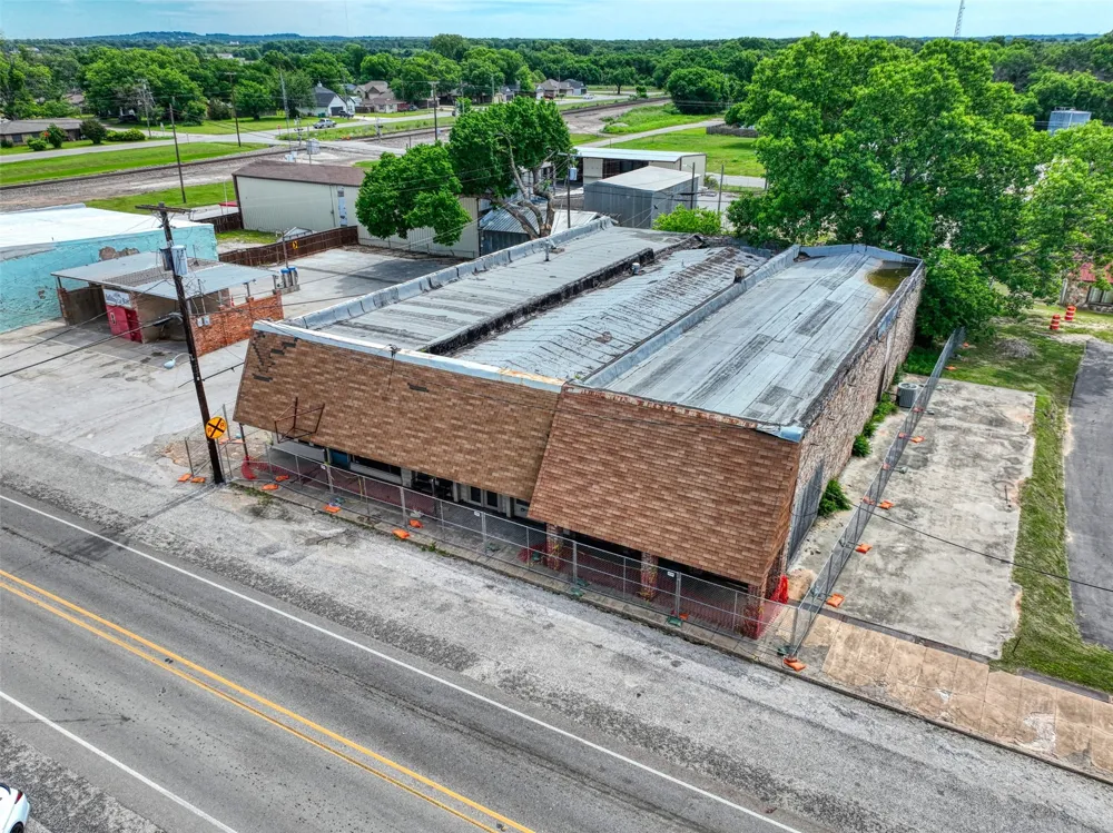 110 Wickham Street Alvord, TX 76225