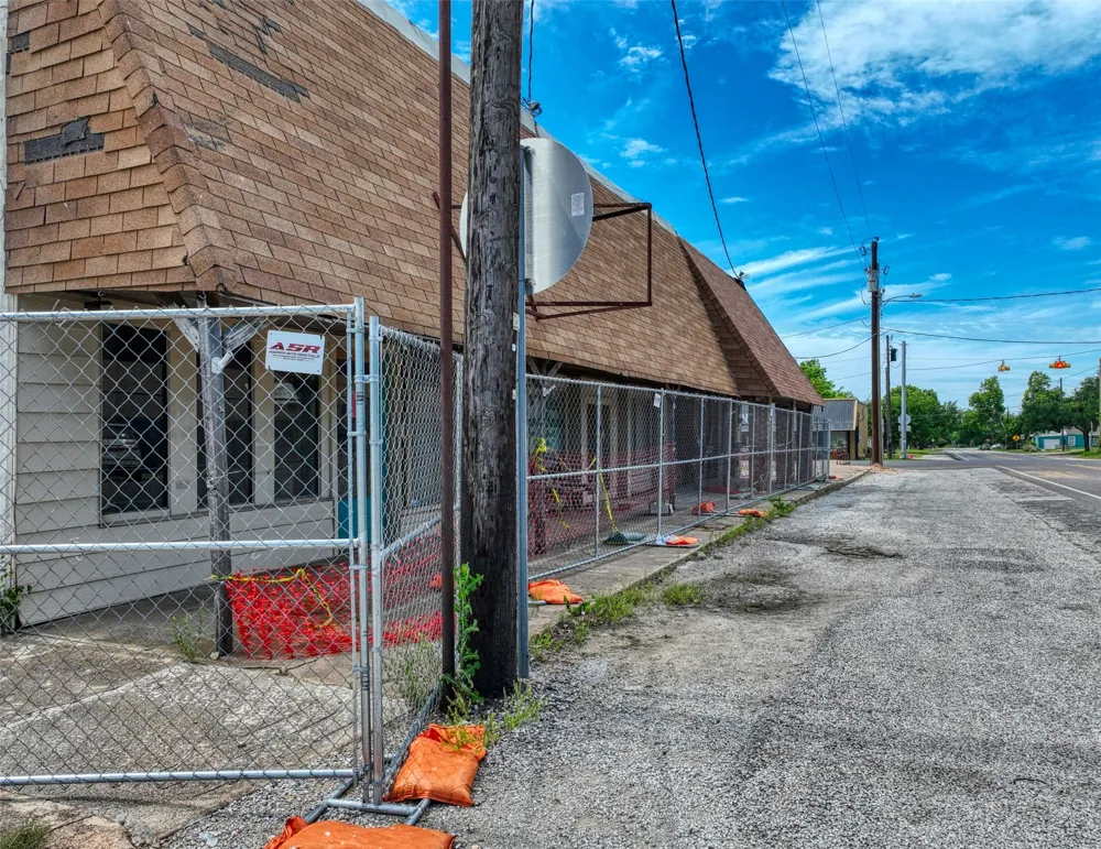 110 Wickham Street Alvord, TX 76225