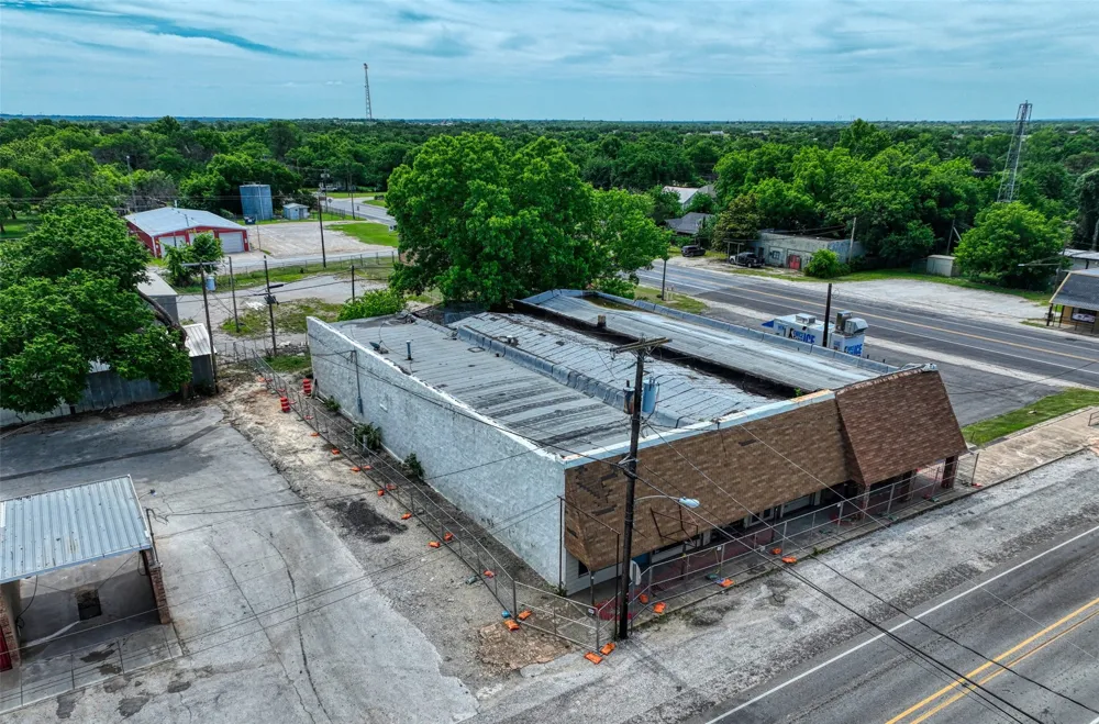 110 Wickham Street Alvord, TX 76225