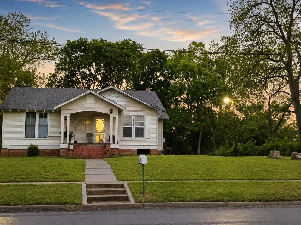 217 Martin Luther King Jr Boulevard Crockett, TX 75835