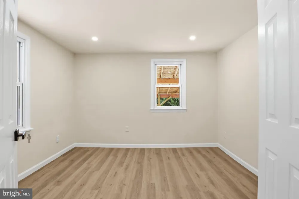 105 SIMMONS LANE Severna Park, MD 21146