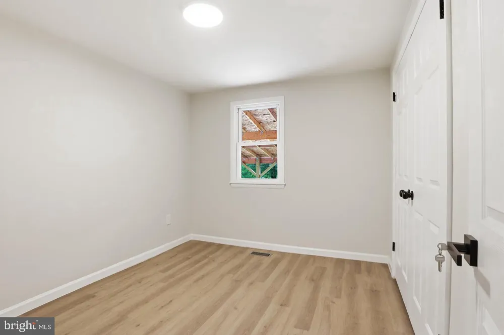 105 SIMMONS LANE Severna Park, MD 21146
