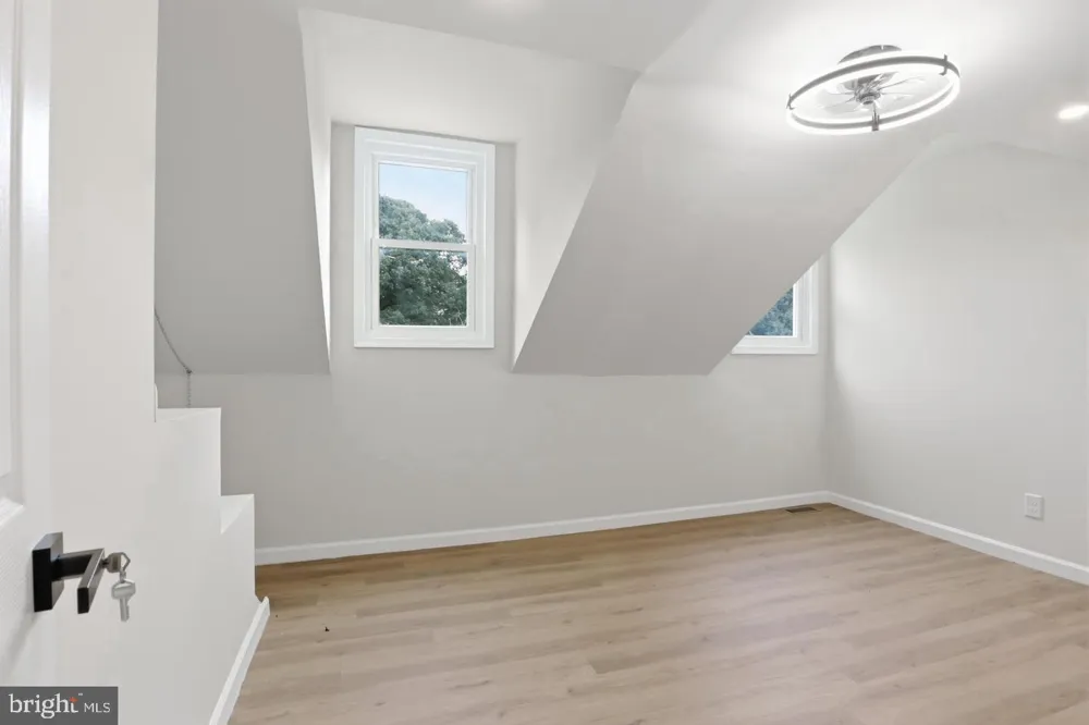 105 SIMMONS LANE Severna Park, MD 21146