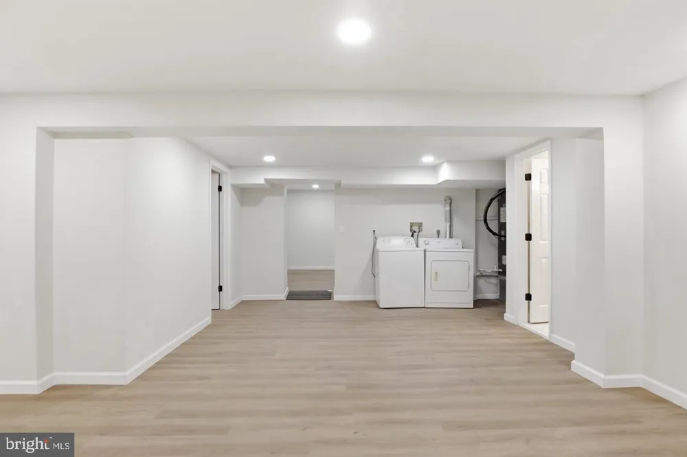 105 SIMMONS LANE Severna Park, MD 21146