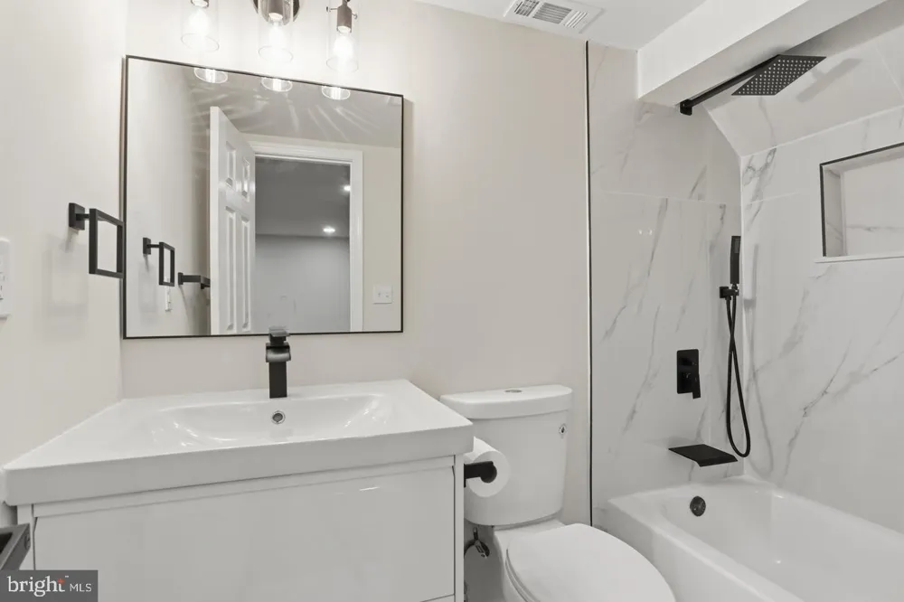 105 SIMMONS LANE Severna Park, MD 21146