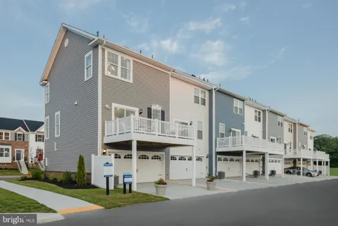 316 HACKLEY DRIVE
