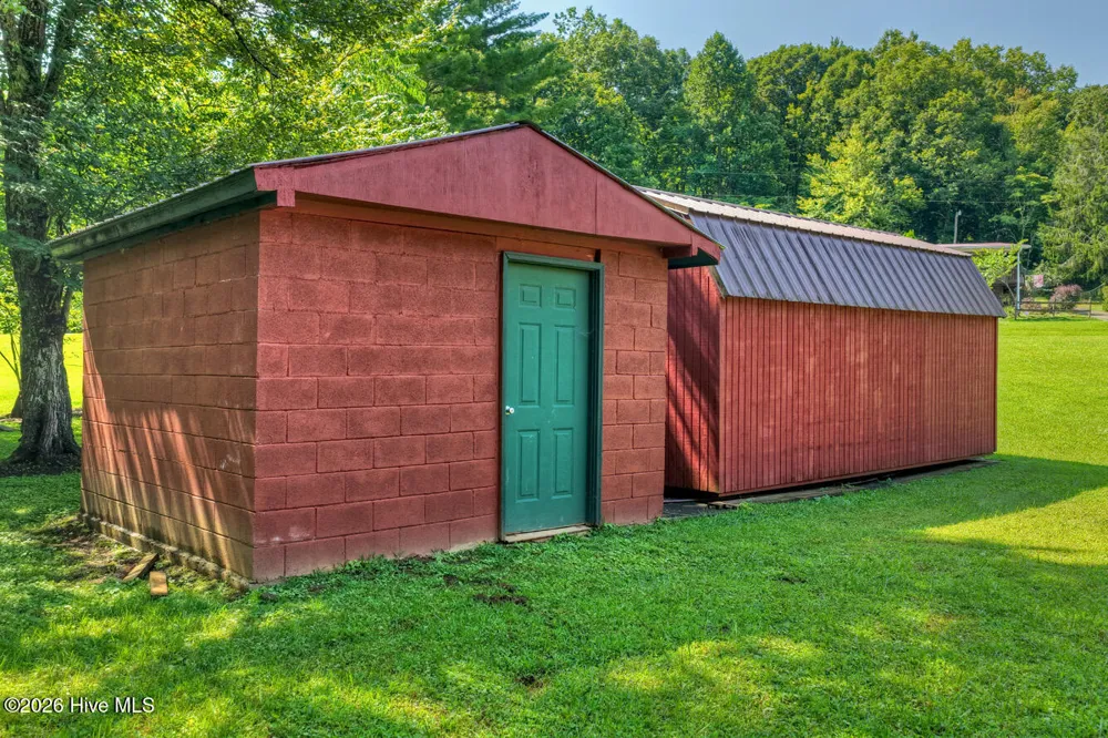 1792 Wolfcreek Road Murphy, NC 28906