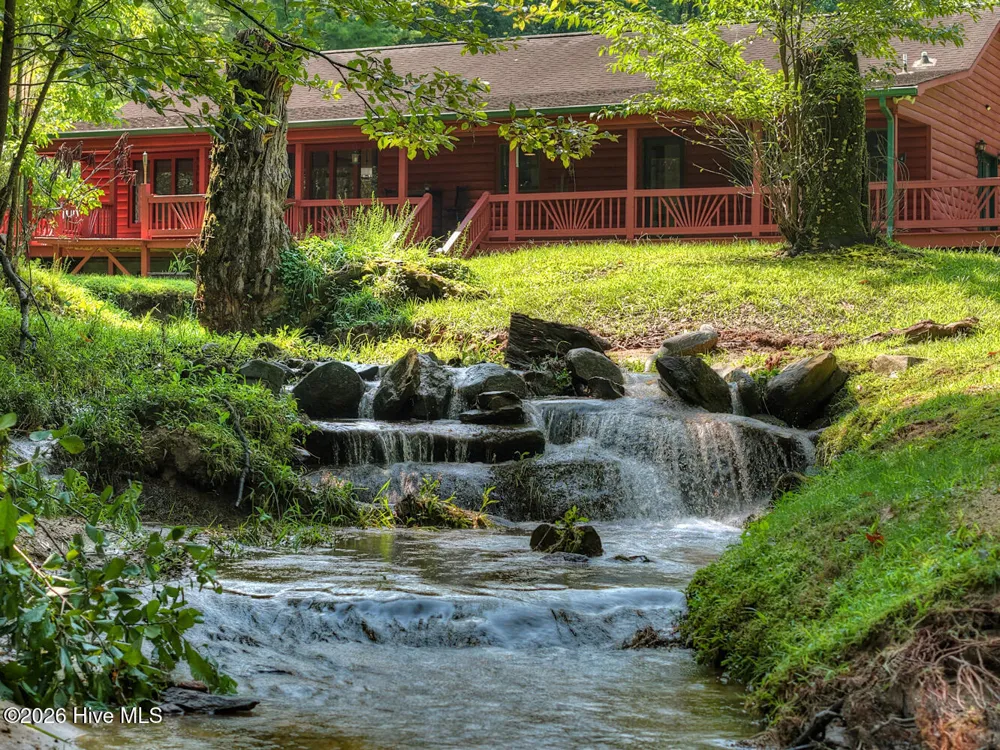 1792 Wolfcreek Road Murphy, NC 28906