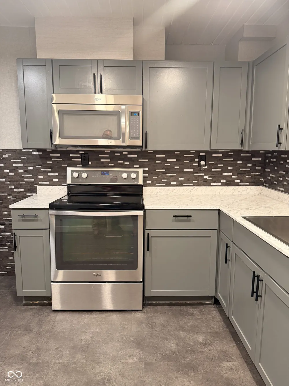 124 Bellefontaine Street Beech Grove, IN 46107