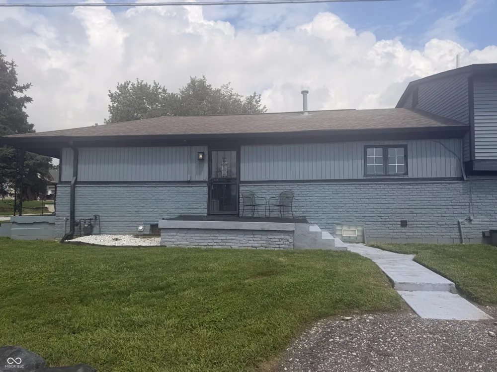 124 Bellefontaine Street Beech Grove, IN 46107