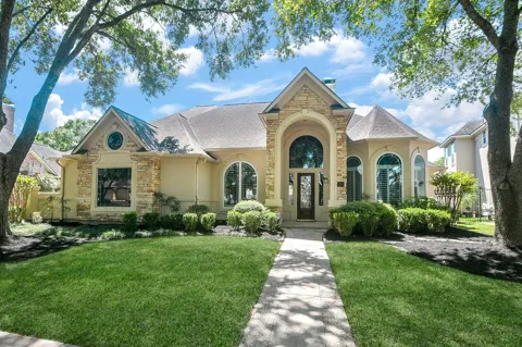 19 Clear Springs Court