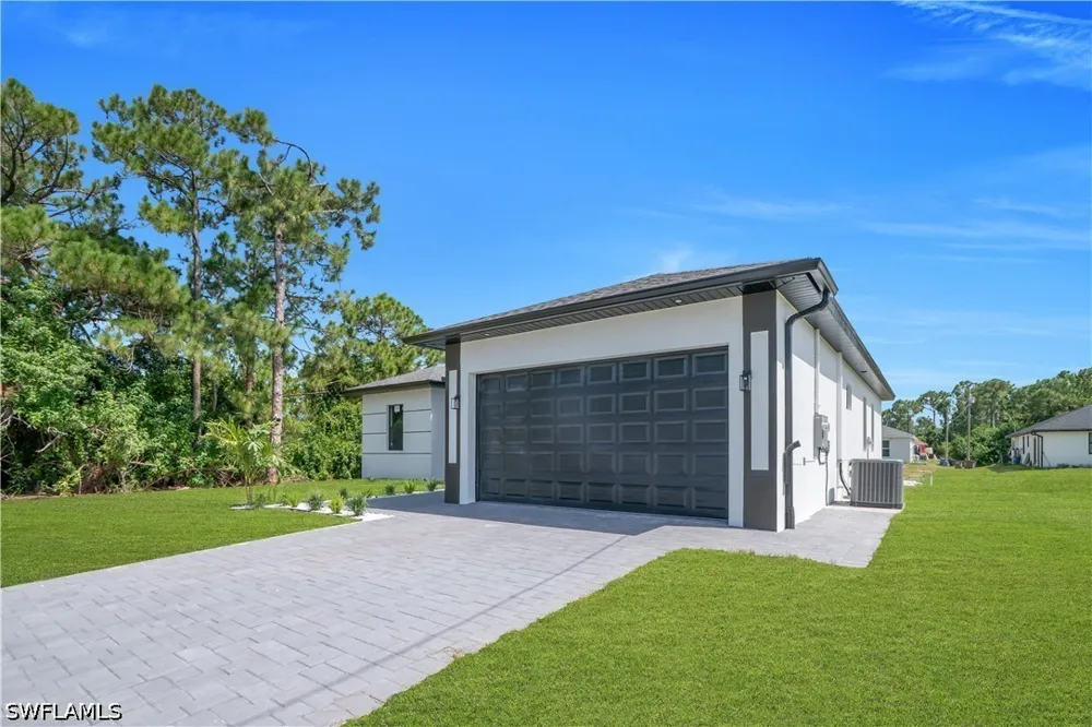 25th Street SW Lehigh Acres, FL 33976