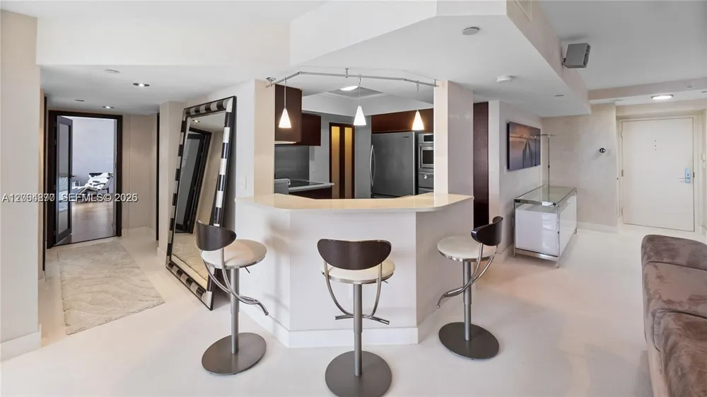 1900 Sunset Harbour Dr #2008 Miami Beach, FL 33139