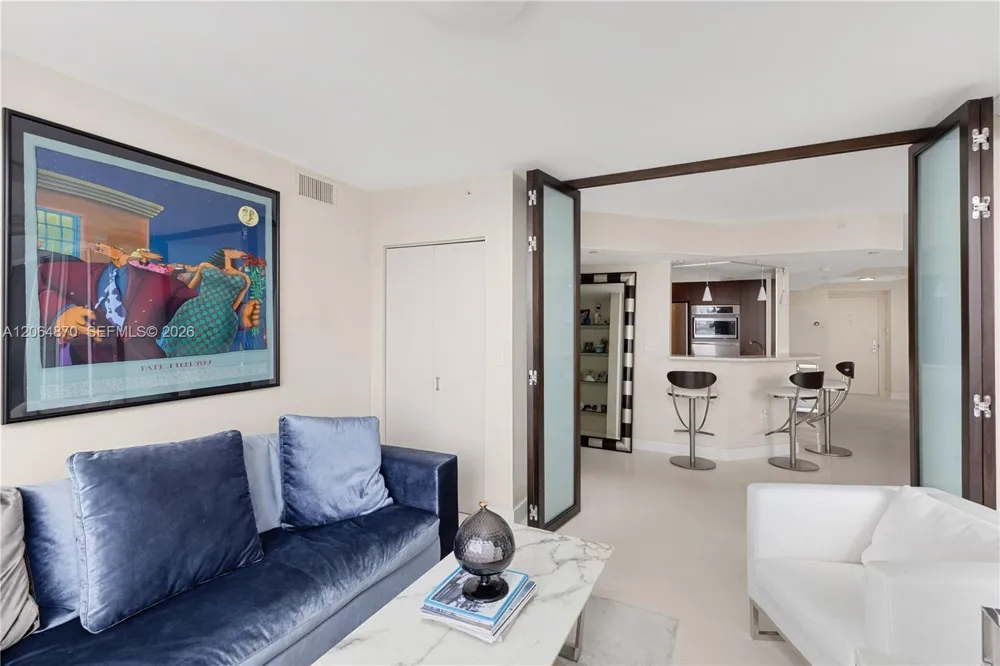 1900 Sunset Harbour Dr #2008 Miami Beach, FL 33139