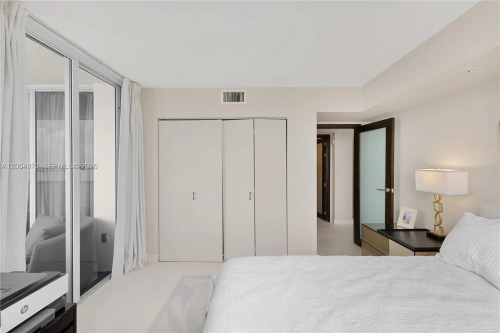 1900 Sunset Harbour Dr #2008 Miami Beach, FL 33139