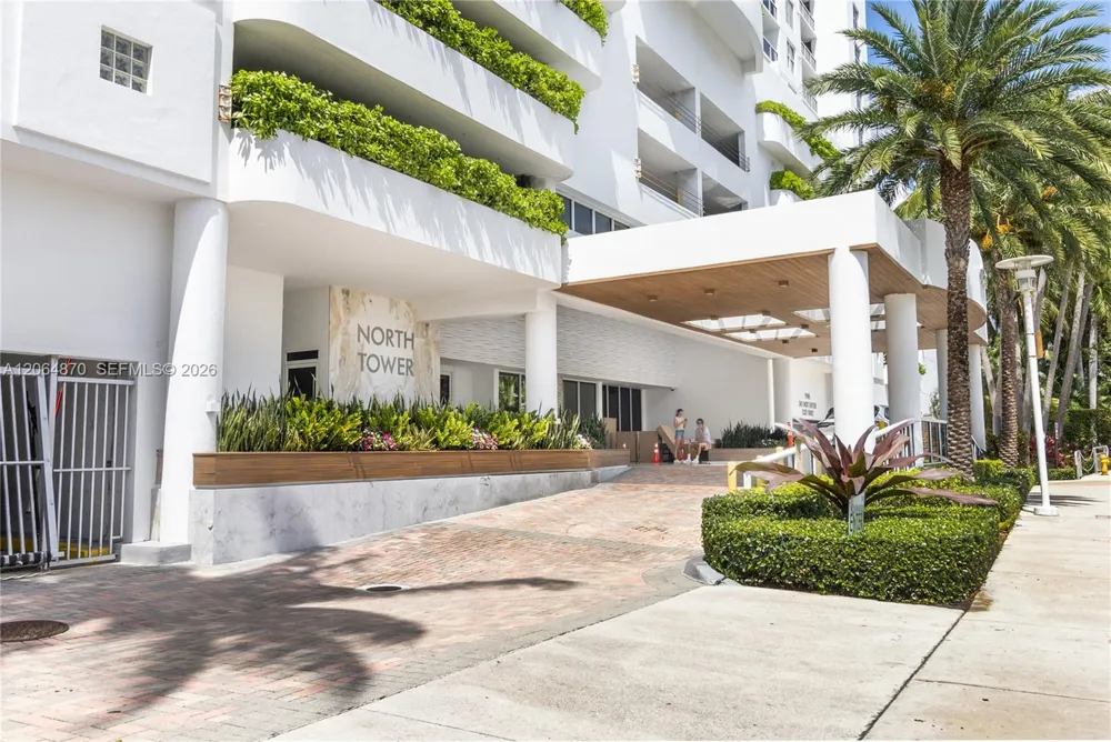 1900 Sunset Harbour Dr #2008 Miami Beach, FL 33139