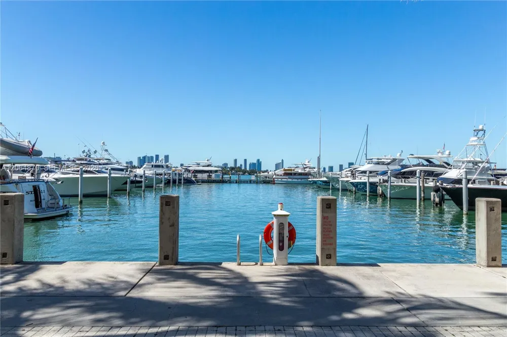 1900 Sunset Harbour Dr #2008 Miami Beach, FL 33139