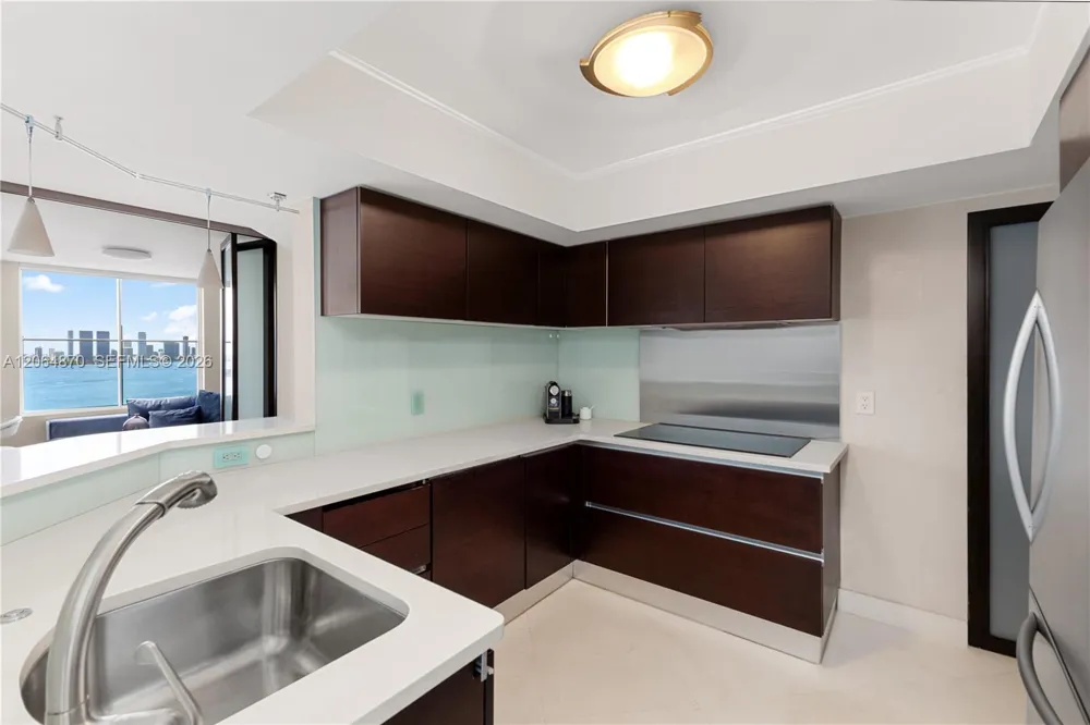 1900 Sunset Harbour Dr #2008 Miami Beach, FL 33139