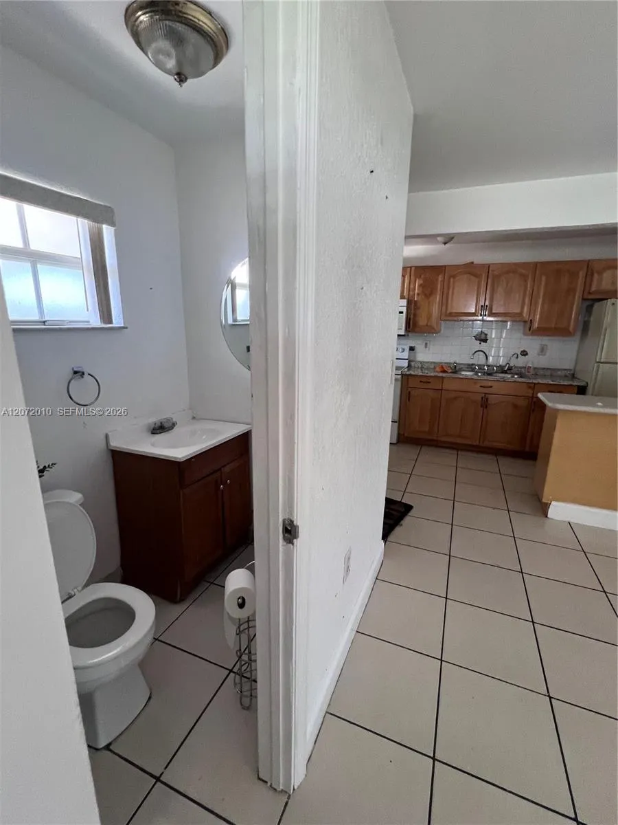 Address Not Shown Hialeah, FL 33010