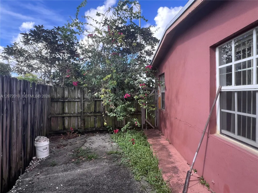 Address Not Shown Hialeah, FL 33010