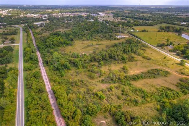 15400 S 305th EastAvenue Coweta, OK 74429