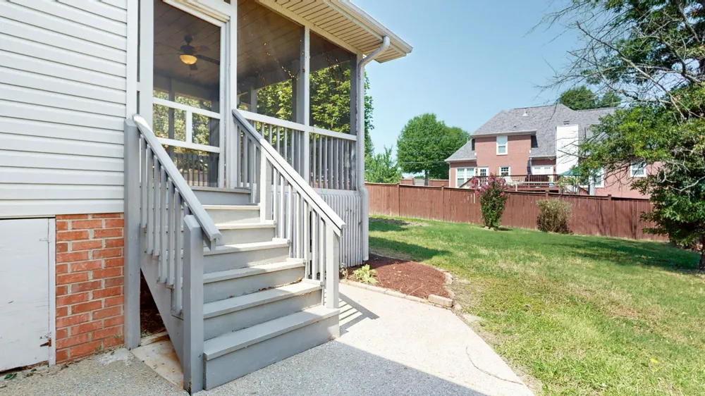 101 Vollan Ct Hendersonville, TN 37075