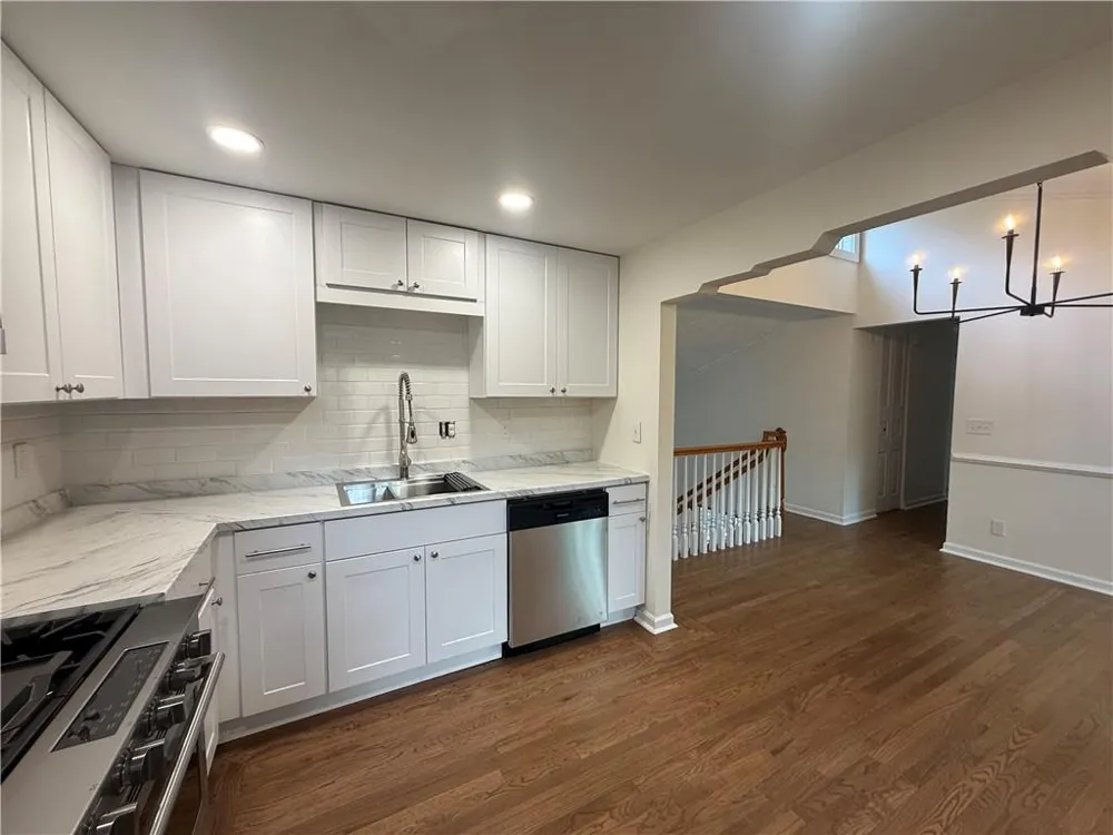 4366 Hopkins Lake Drive Duluth, GA 30096