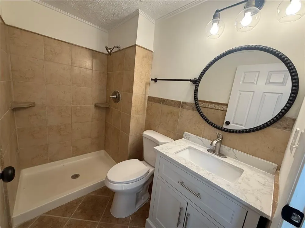 4366 Hopkins Lake Drive Duluth, GA 30096