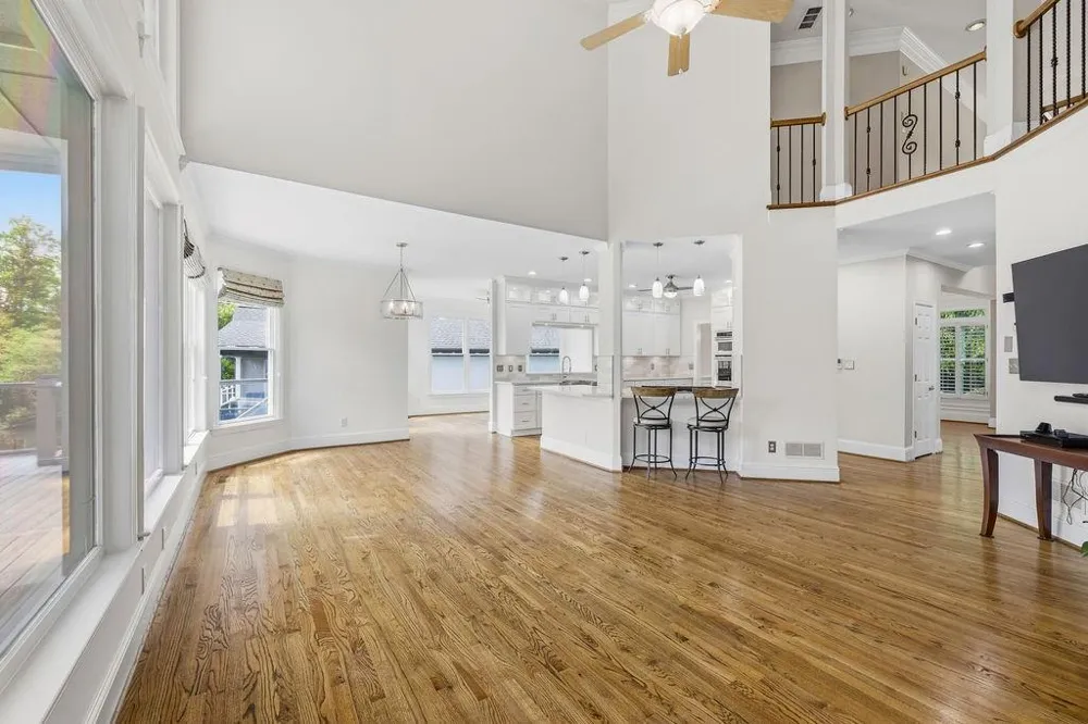 5343 Lake View Club Dunwoody, GA 30338
