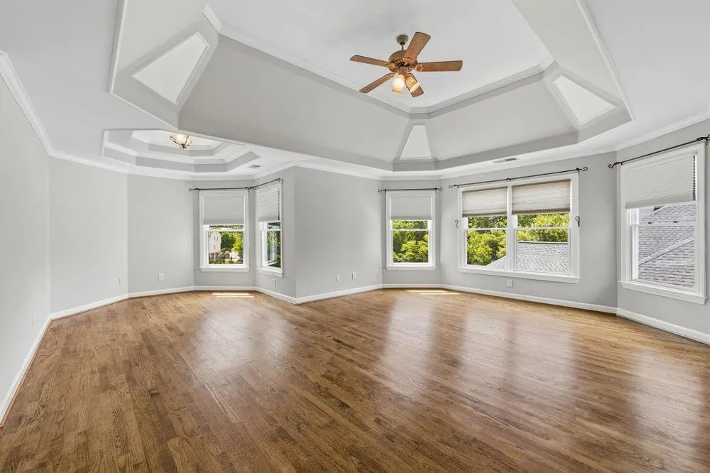 5343 Lake View Club Dunwoody, GA 30338