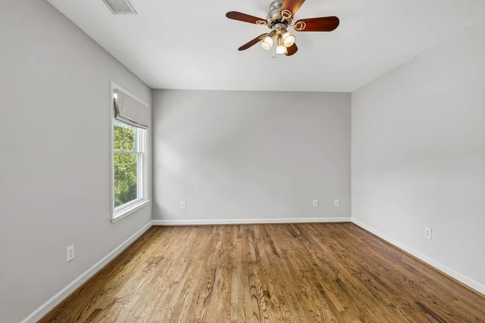 5343 Lake View Club Dunwoody, GA 30338
