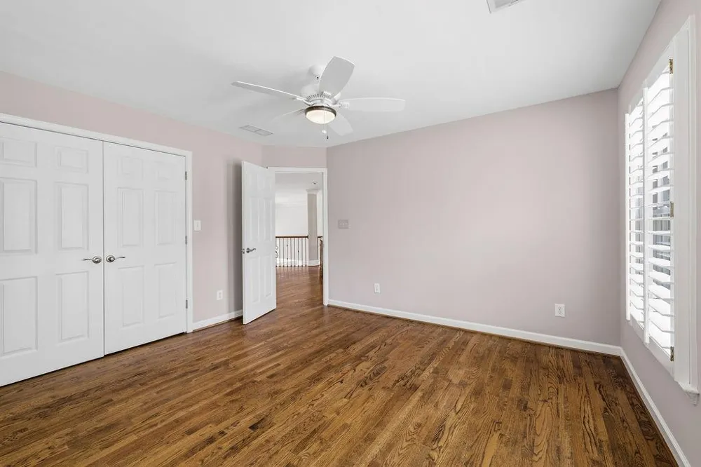5343 Lake View Club Dunwoody, GA 30338