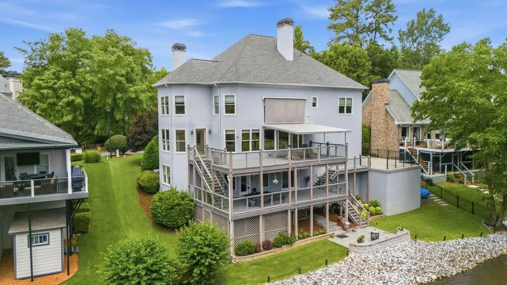 5343 Lake View Club Dunwoody, GA 30338