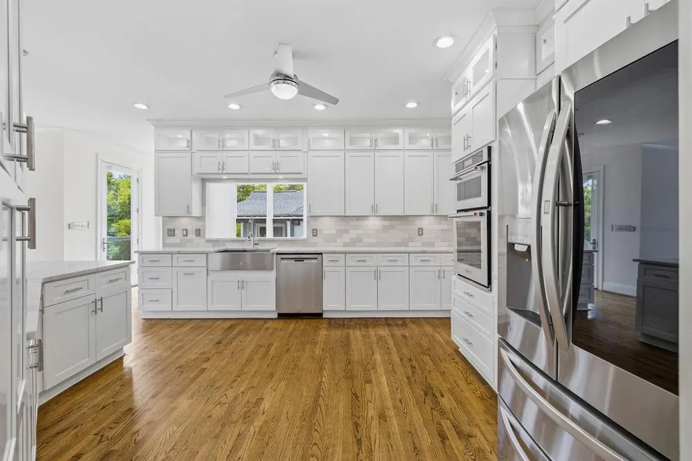 5343 Lake View Club Dunwoody, GA 30338