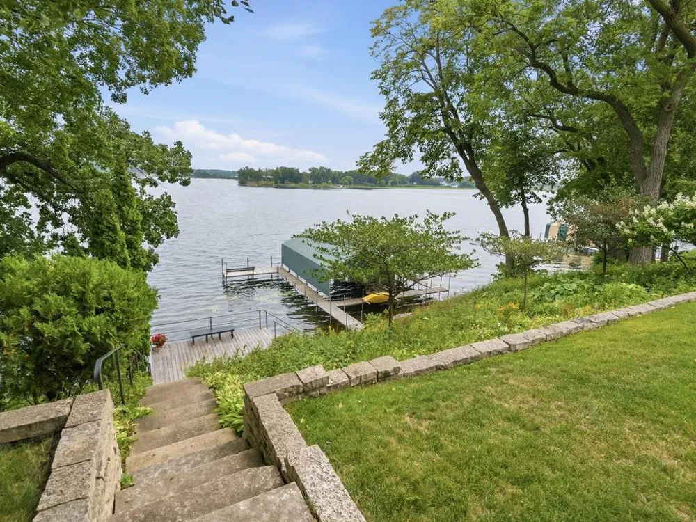 1310 Spruce Place Orono, MN 55364