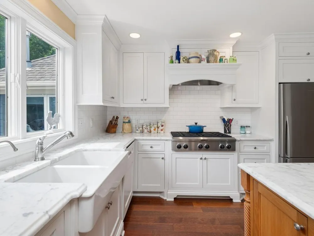 1310 Spruce Place Orono, MN 55364