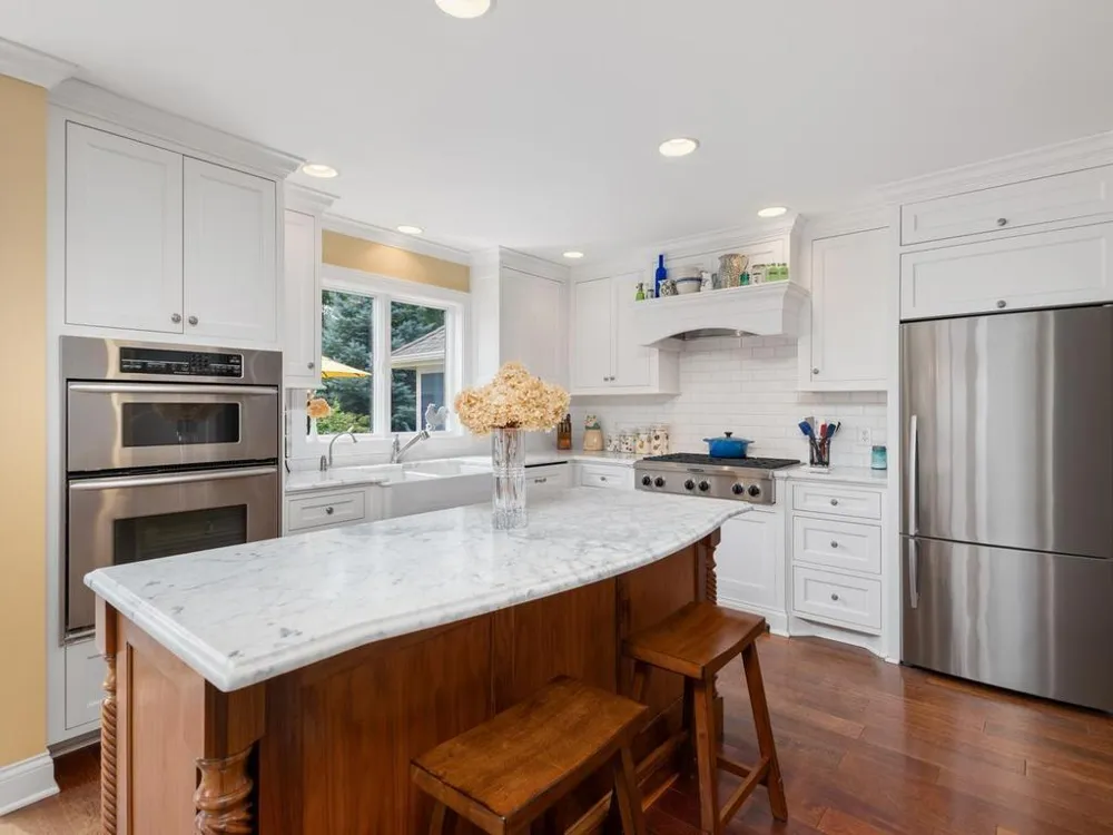1310 Spruce Place Orono, MN 55364
