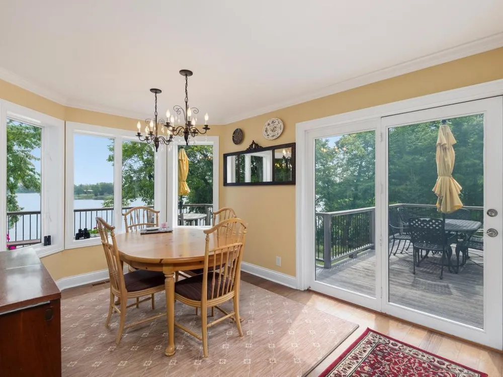 1310 Spruce Place Orono, MN 55364