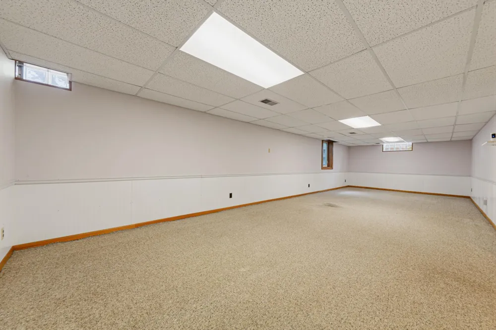 556 Karmil Place Gaylord, MN 55334