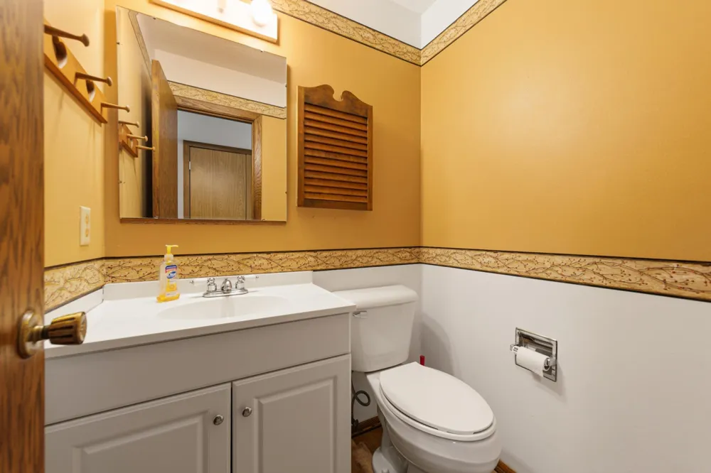 556 Karmil Place Gaylord, MN 55334