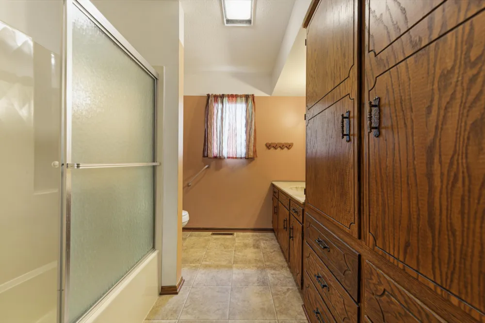 556 Karmil Place Gaylord, MN 55334