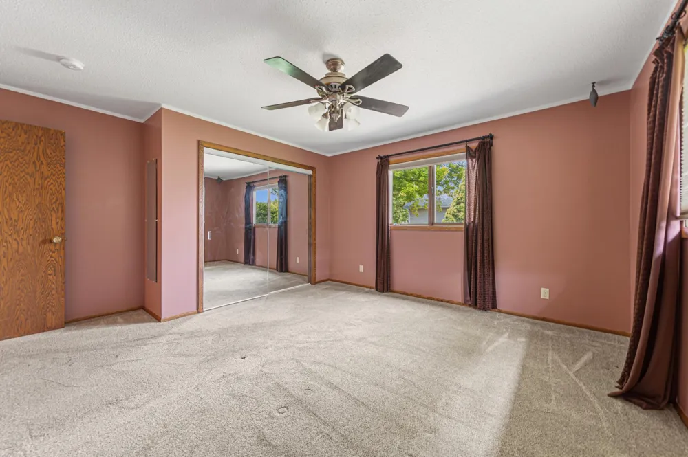 556 Karmil Place Gaylord, MN 55334