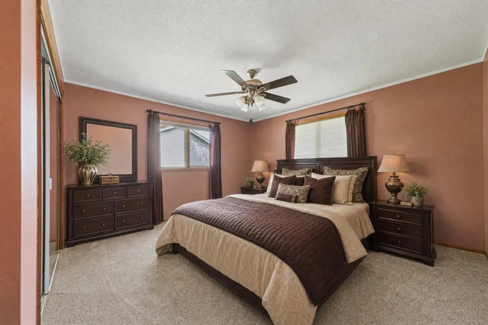 556 Karmil Place Gaylord, MN 55334