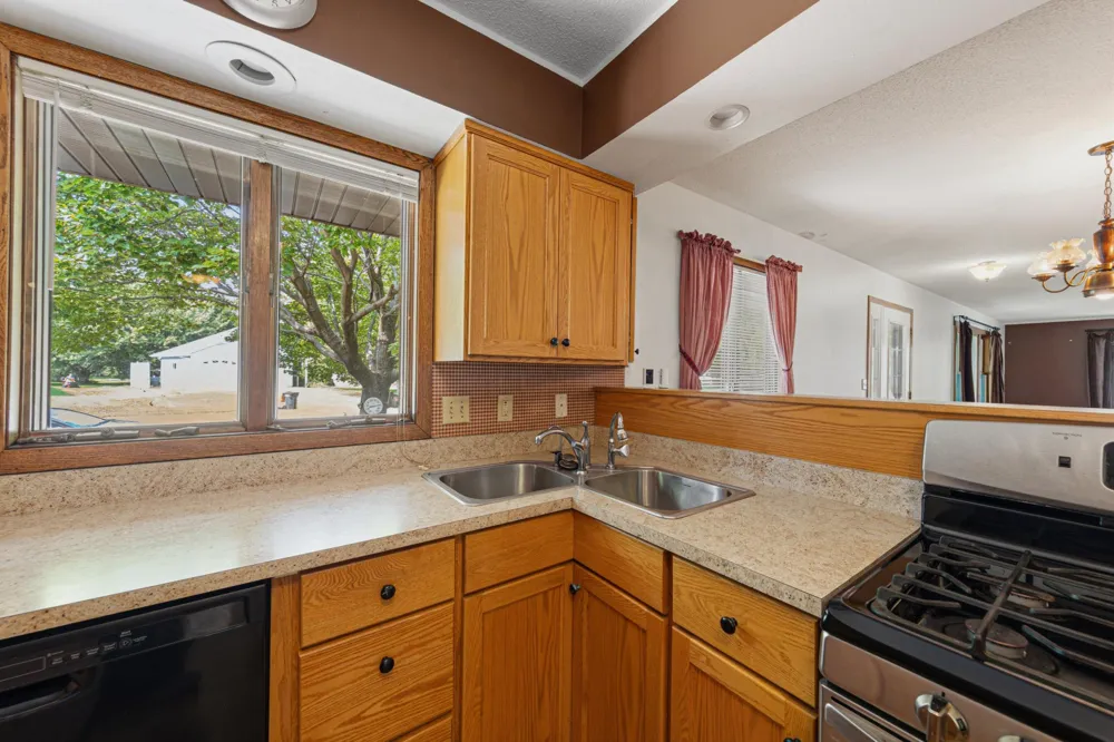 556 Karmil Place Gaylord, MN 55334