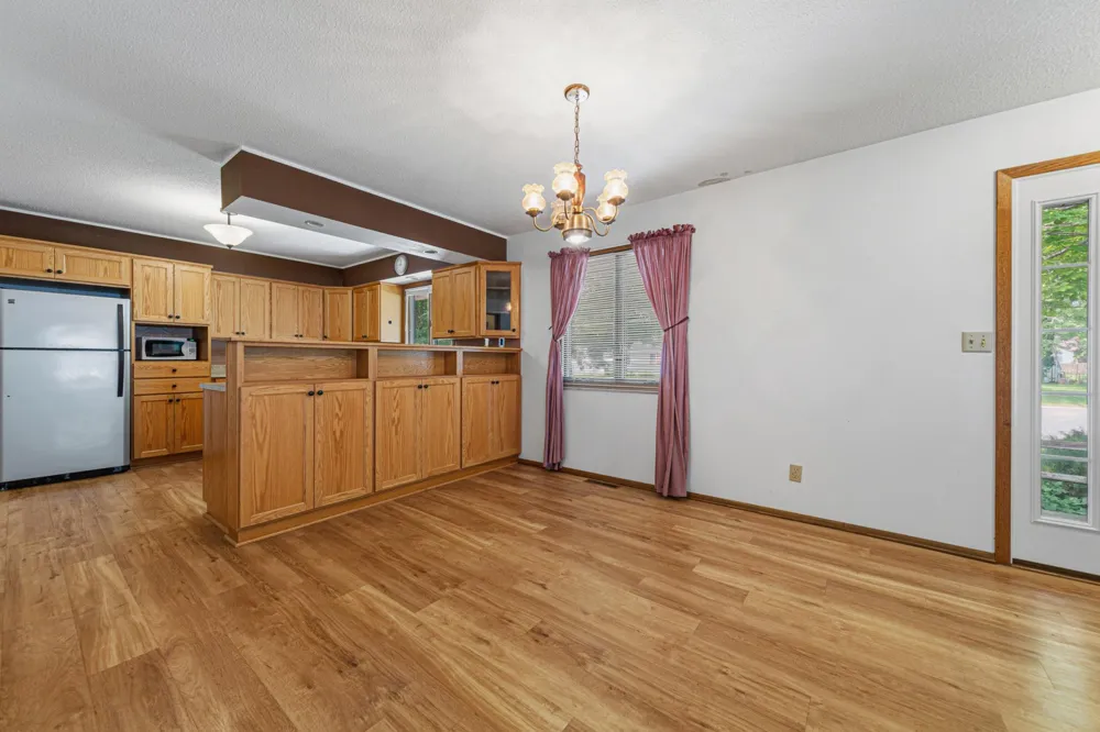 556 Karmil Place Gaylord, MN 55334