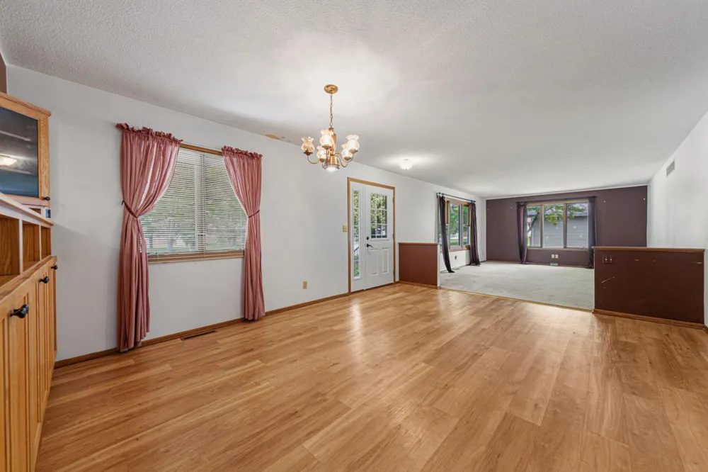 556 Karmil Place Gaylord, MN 55334