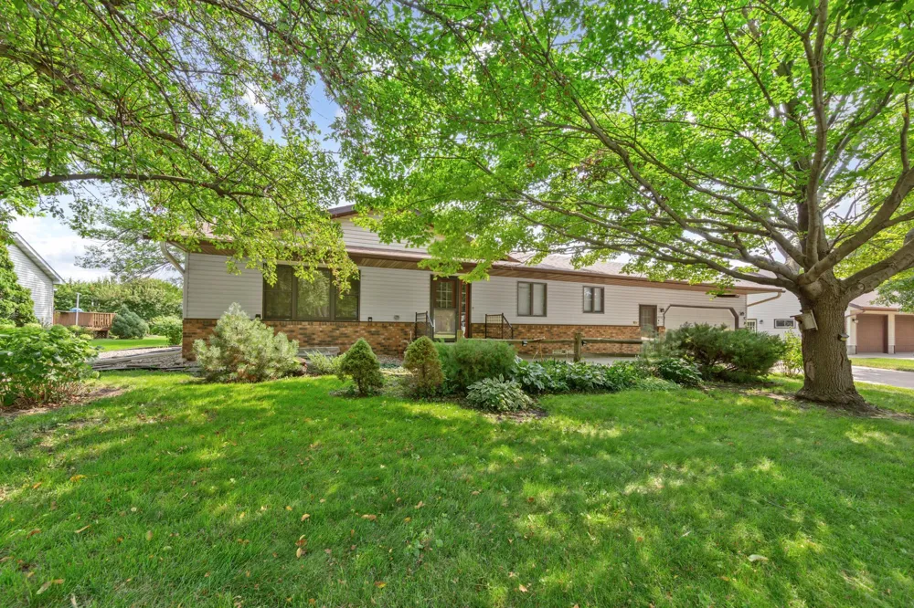 556 Karmil Place Gaylord, MN 55334