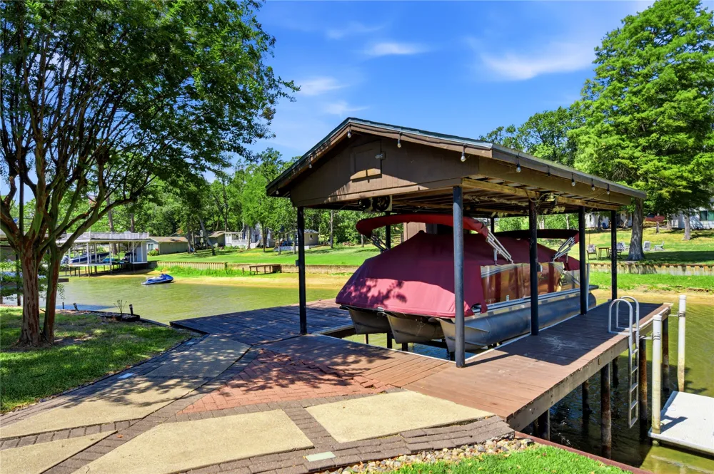 7001 Michael Lane Eustace, TX 75124