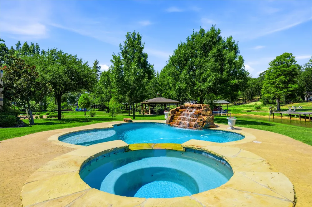 7001 Michael Lane Eustace, TX 75124