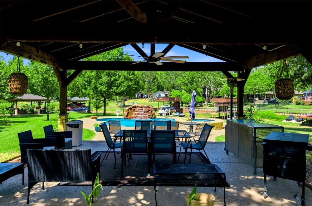 7001 Michael Lane Eustace, TX 75124